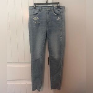 NWT American Eagle Distressed Super Hi-Rise Jeggings